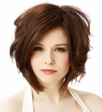 short haircuts for thick wavy hair round face