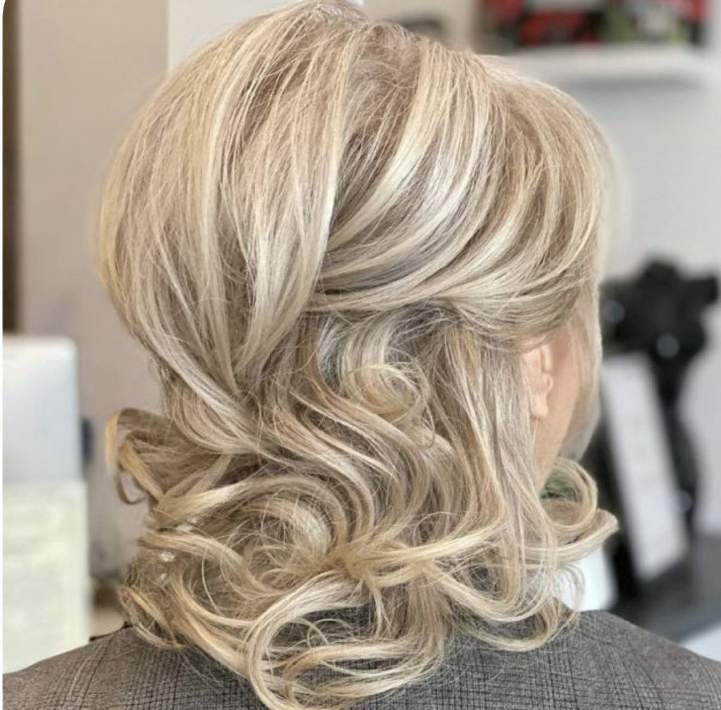 40 Short Hairstyles for Mother of the Bride Over 50 Trendy Hairstyles
