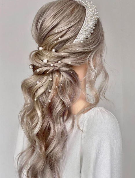 The Hairstyle You Need to Attract His Zodiac Sign ...