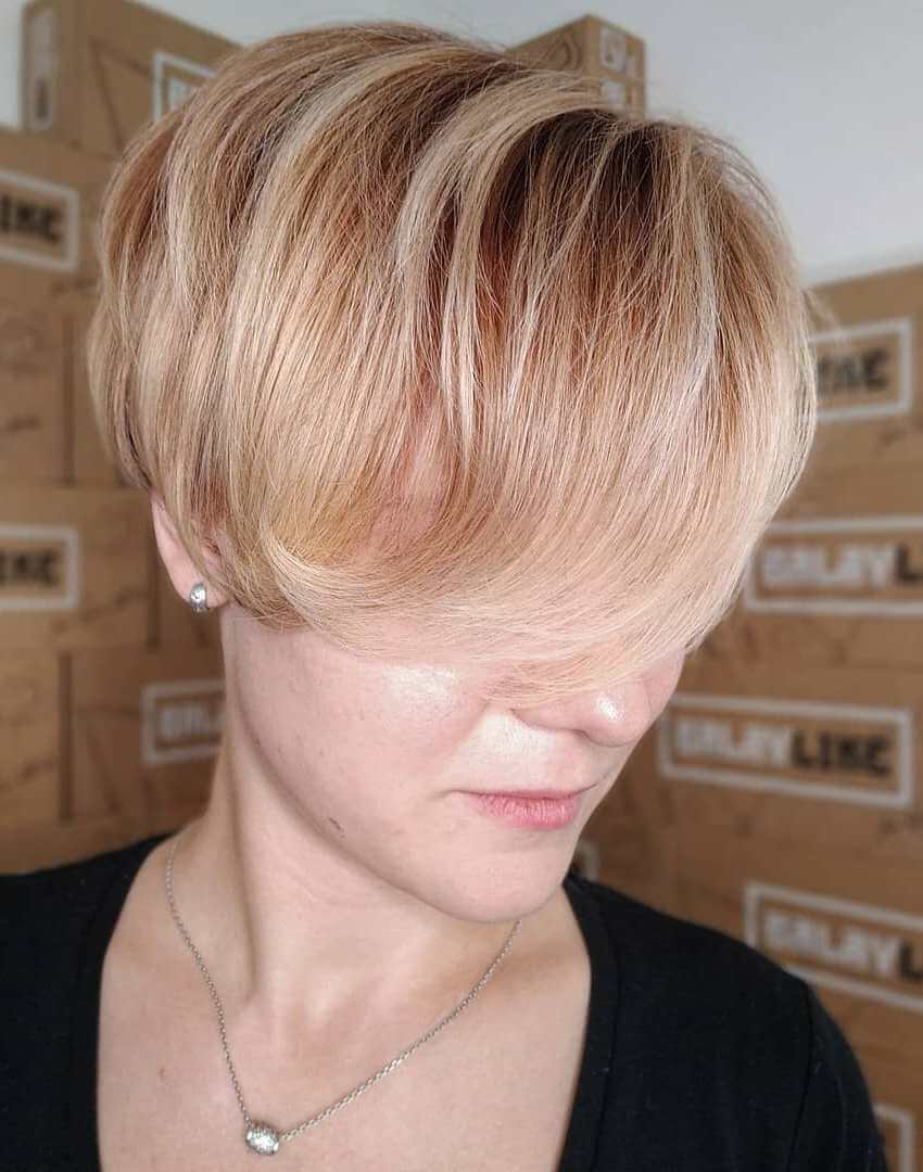 Cool Wedge Haircuts For Women Over 60