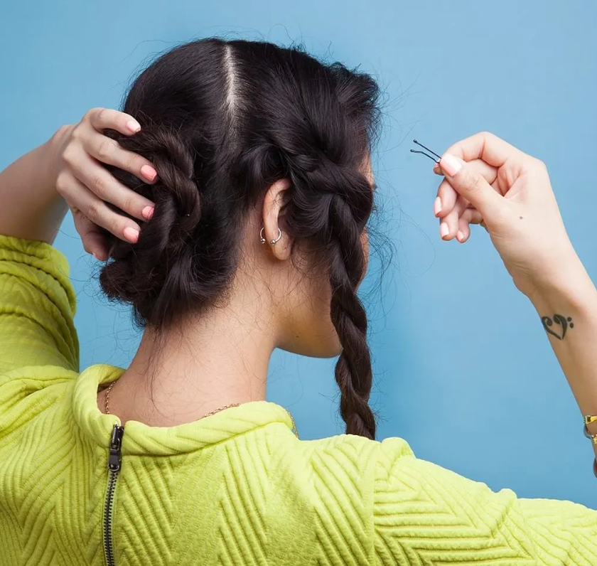 How To Curl Your Hair Without Using Any Electricity
