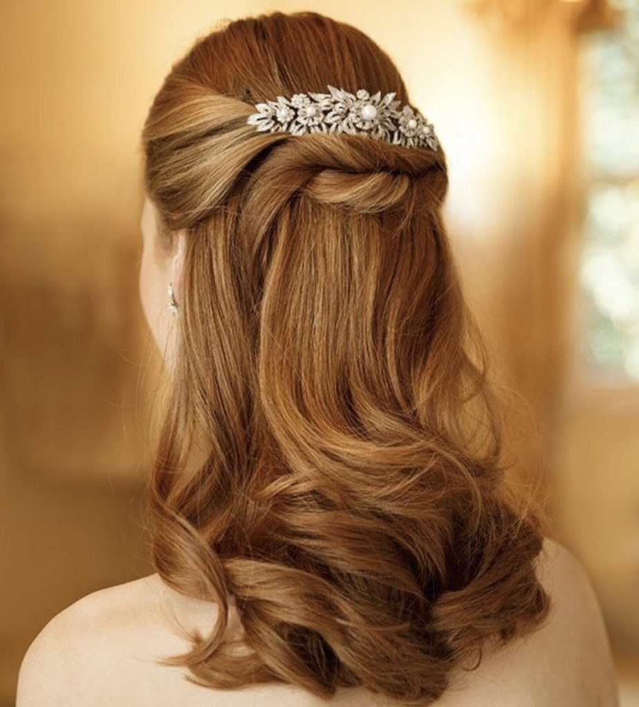 Chic Medium Length Lob