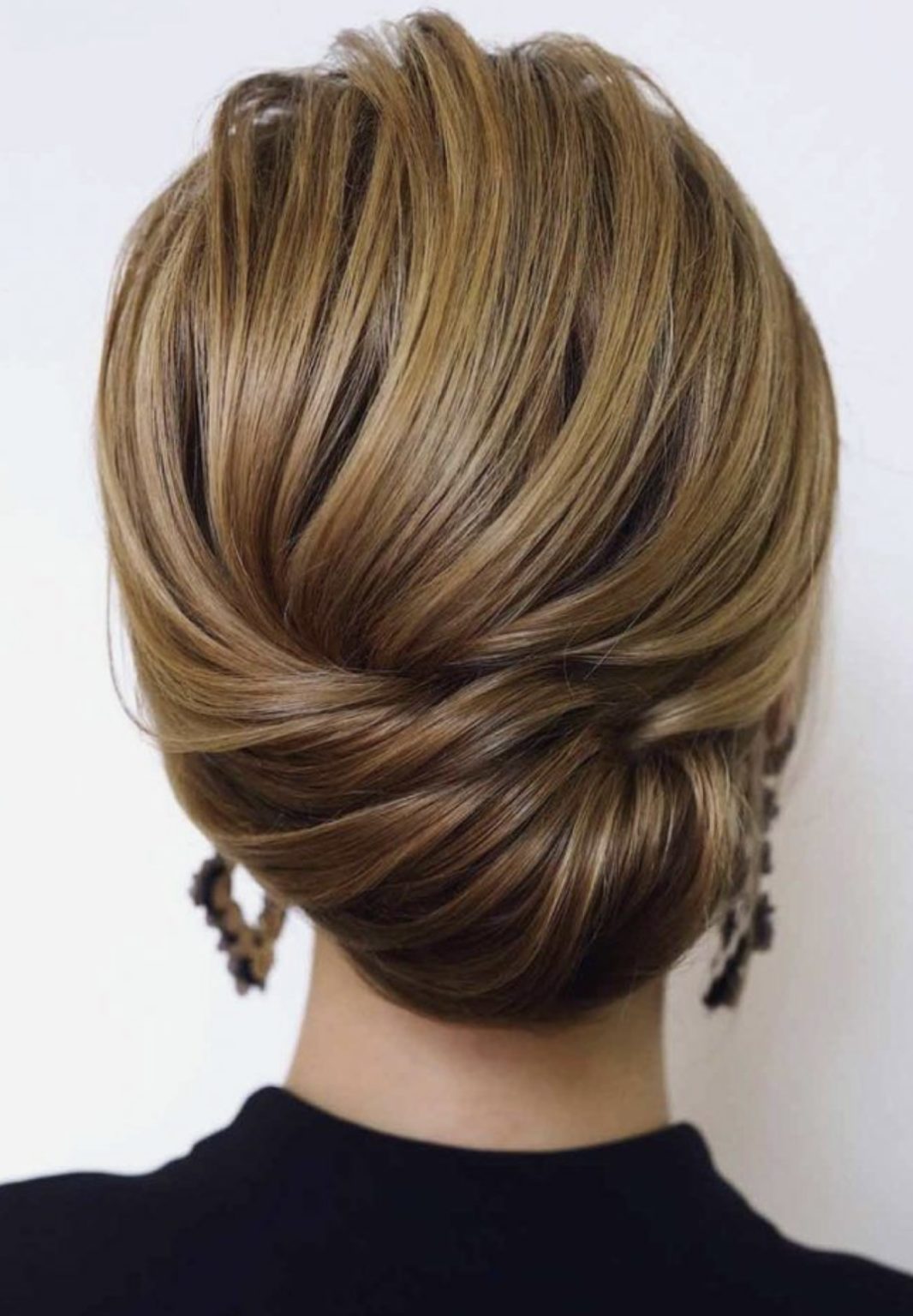 Updos 40 Easy Wedding Guest updo Hairstyles for Medium Length Hair