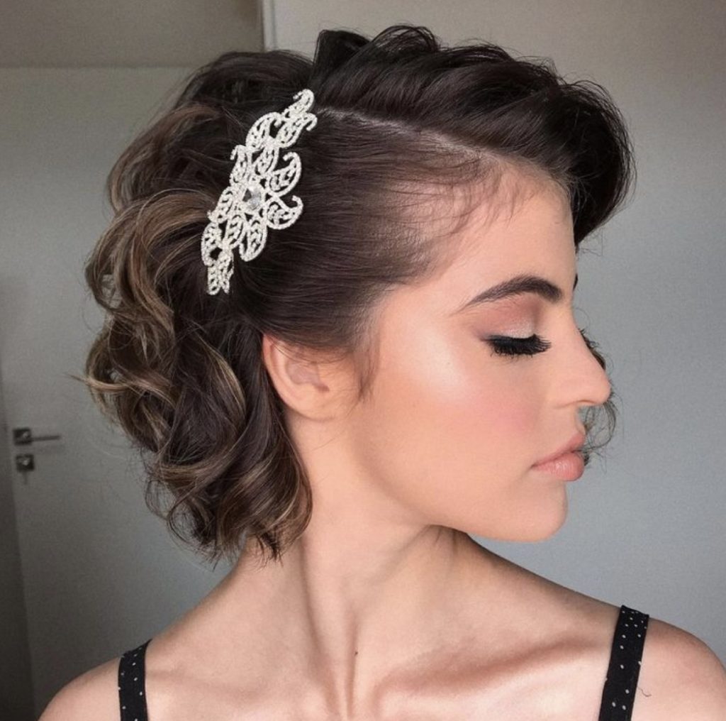 Easy Updos For Short Hair To Do Yourself 1024x1016 