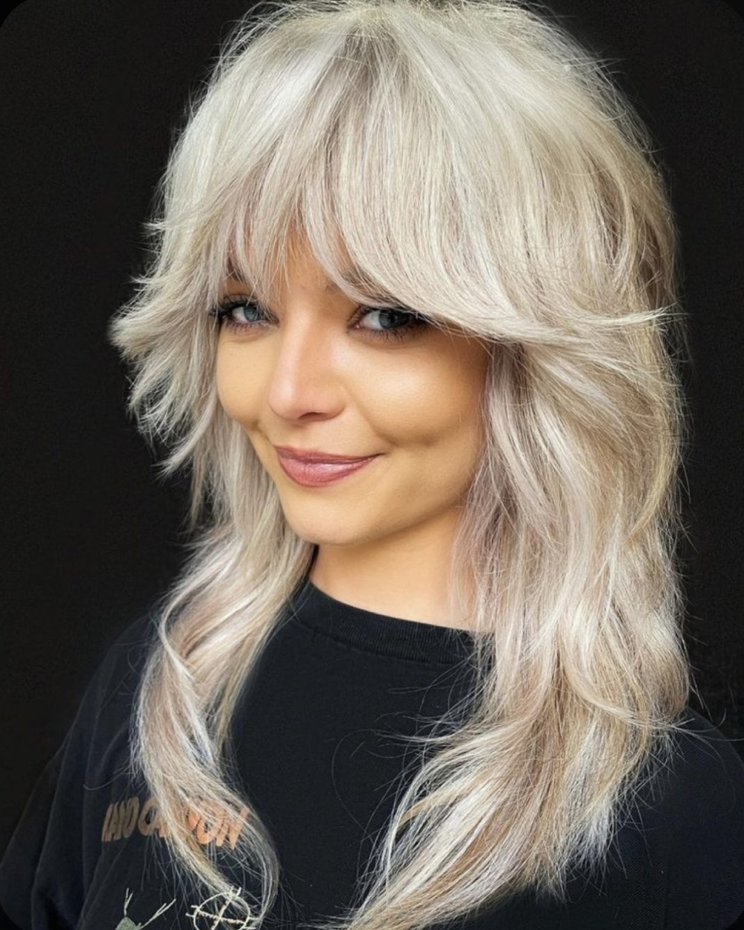 30 Best Wolf Cut Medium Hair with Curtain Bangs